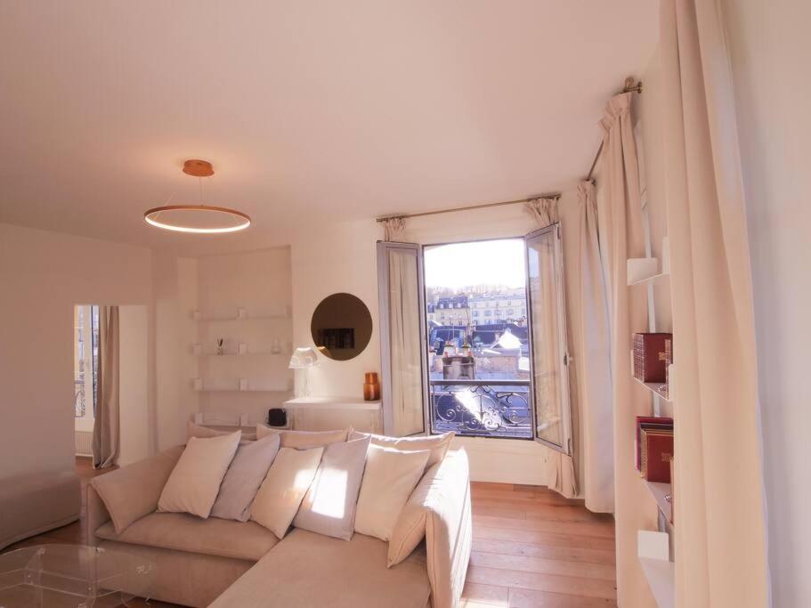 Charme Et Modernite Au Coeur Du Quartier St Louis Apartment แวร์ซาย ภายนอก รูปภาพ