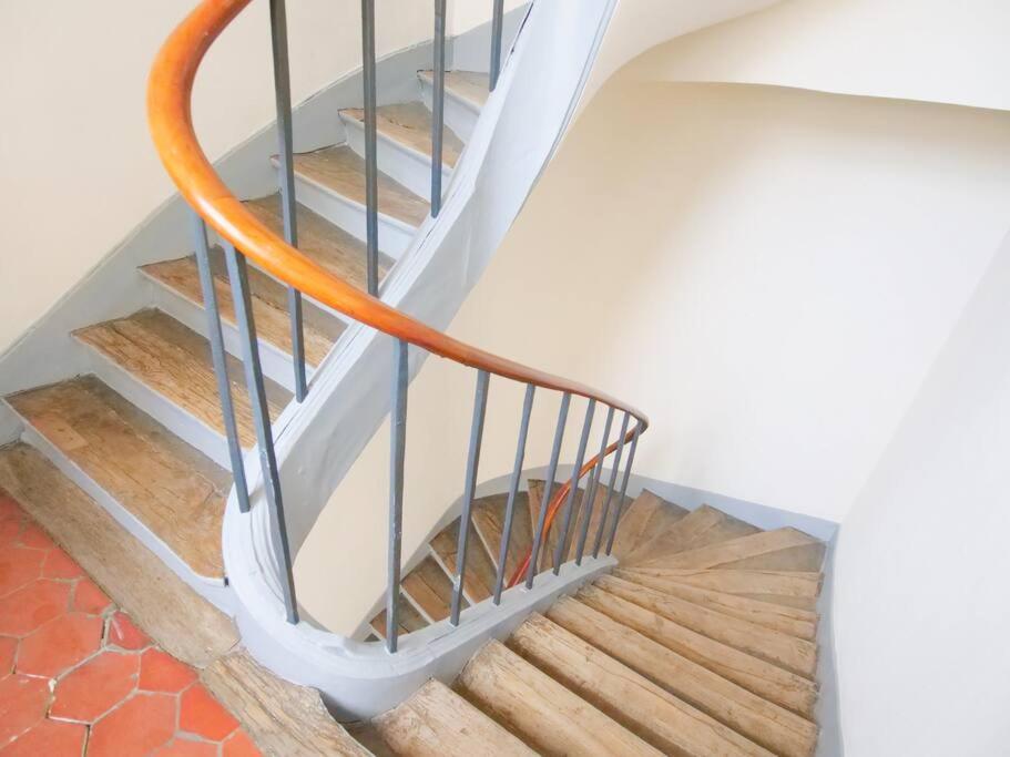 Charme Et Modernite Au Coeur Du Quartier St Louis Apartment แวร์ซาย ภายนอก รูปภาพ