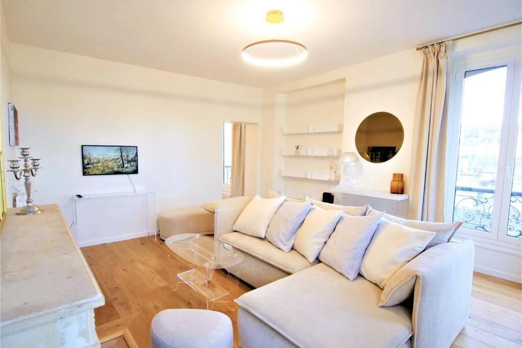 Charme Et Modernite Au Coeur Du Quartier St Louis Apartment แวร์ซาย ภายนอก รูปภาพ